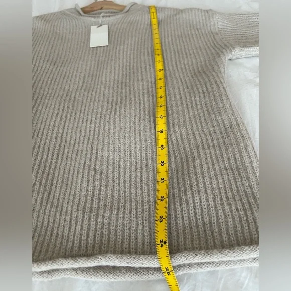 Alpaca wool Sweater - Picture 8 of 11